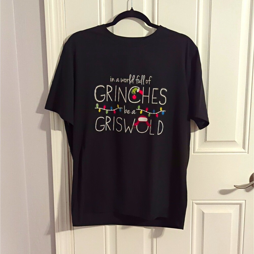 Women's XL Black Christmas Graphic T-Shirt Crew Neck Short Sleeve Polyester Knit
